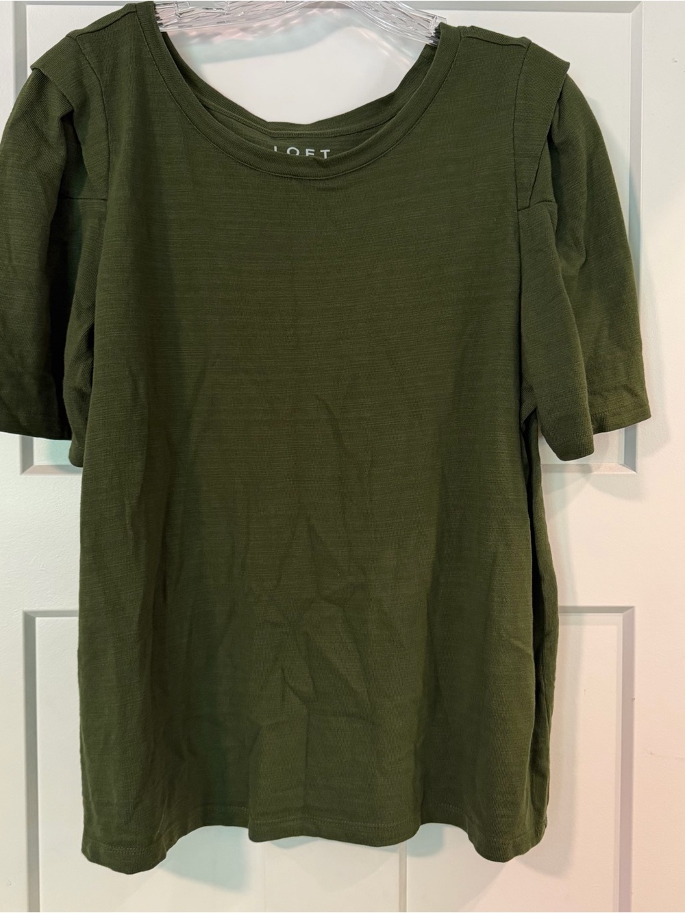 NWOT LOFT Olive Green Short Sleeve Tee w/ Shoulder Detail